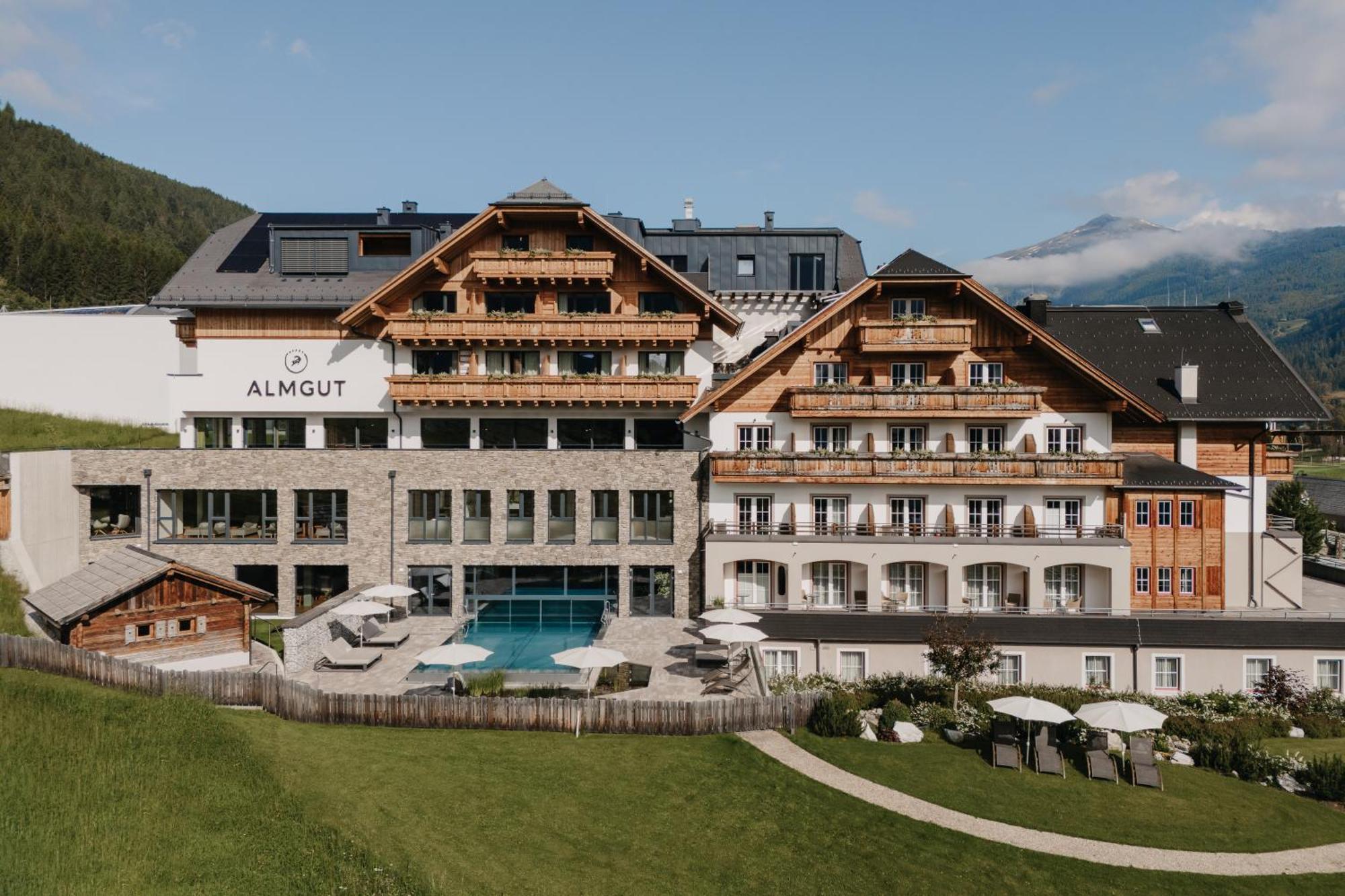 סנט מרגרטהן אים לונגאו Almgut - Mountain Wellness Hotel מראה חיצוני תמונה